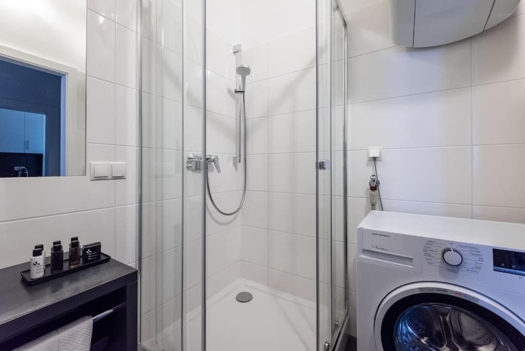 Pristine 1Br Steps From City By Hm Βιέννη Εξωτερικό φωτογραφία