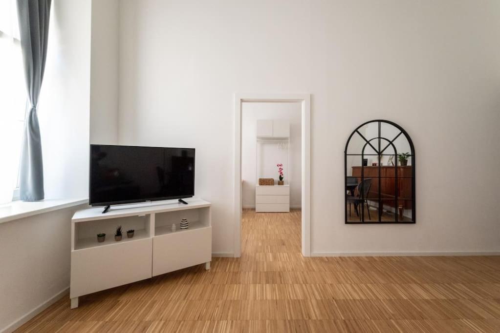 Pristine 1Br Steps From City By Hm Βιέννη Εξωτερικό φωτογραφία